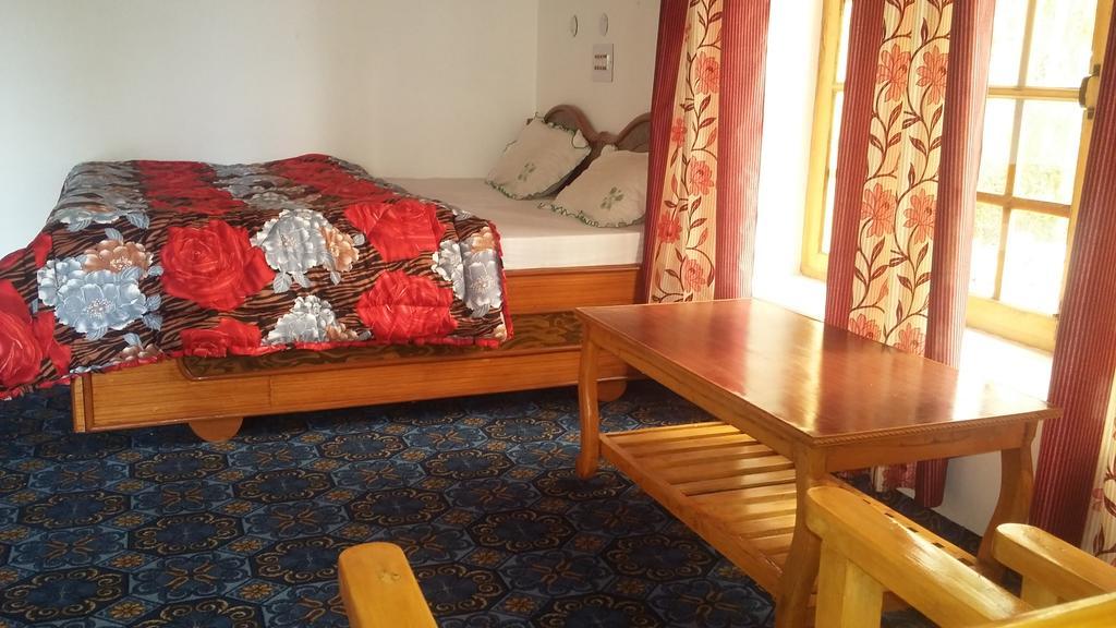 Ldumra Oasis Otel Hundar Dış mekan fotoğraf
